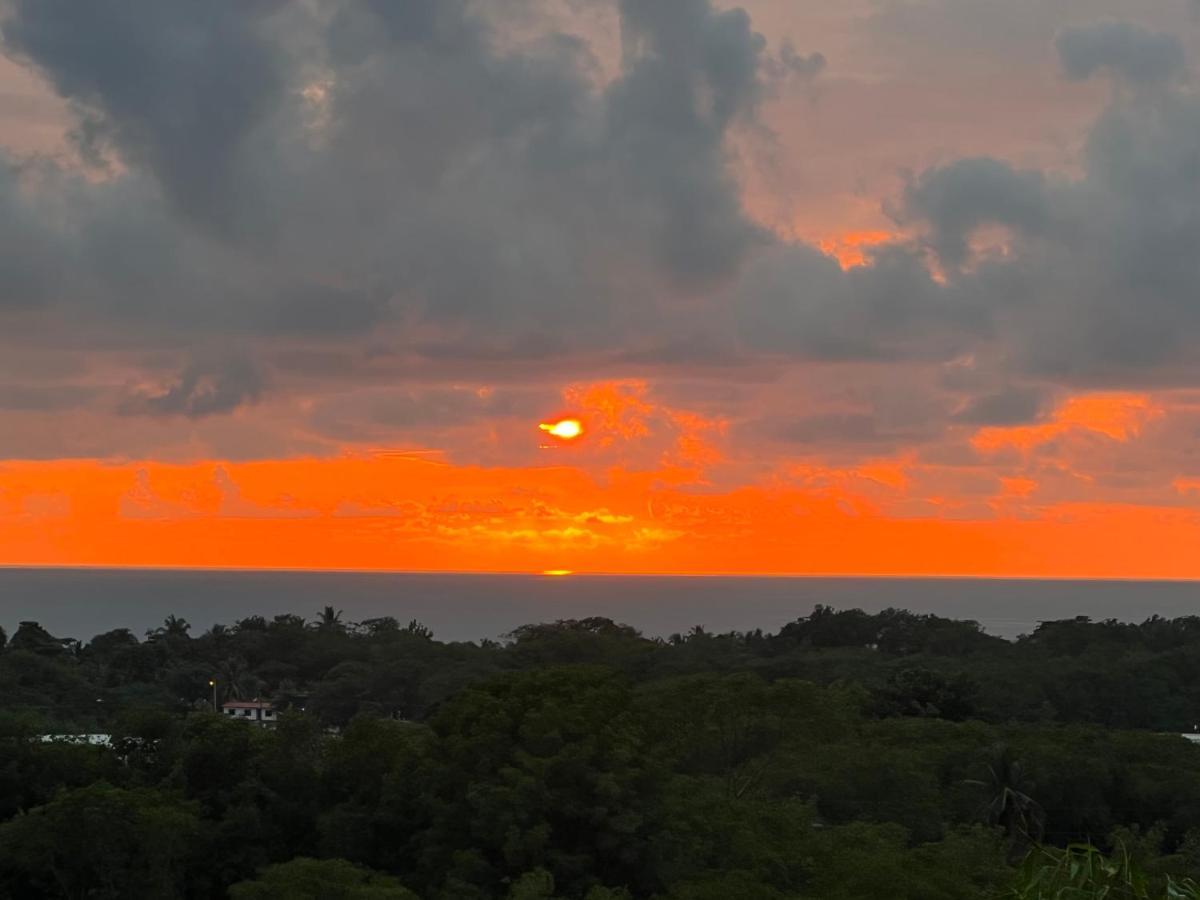Puesta Del Sol Otel Quepos Dış mekan fotoğraf